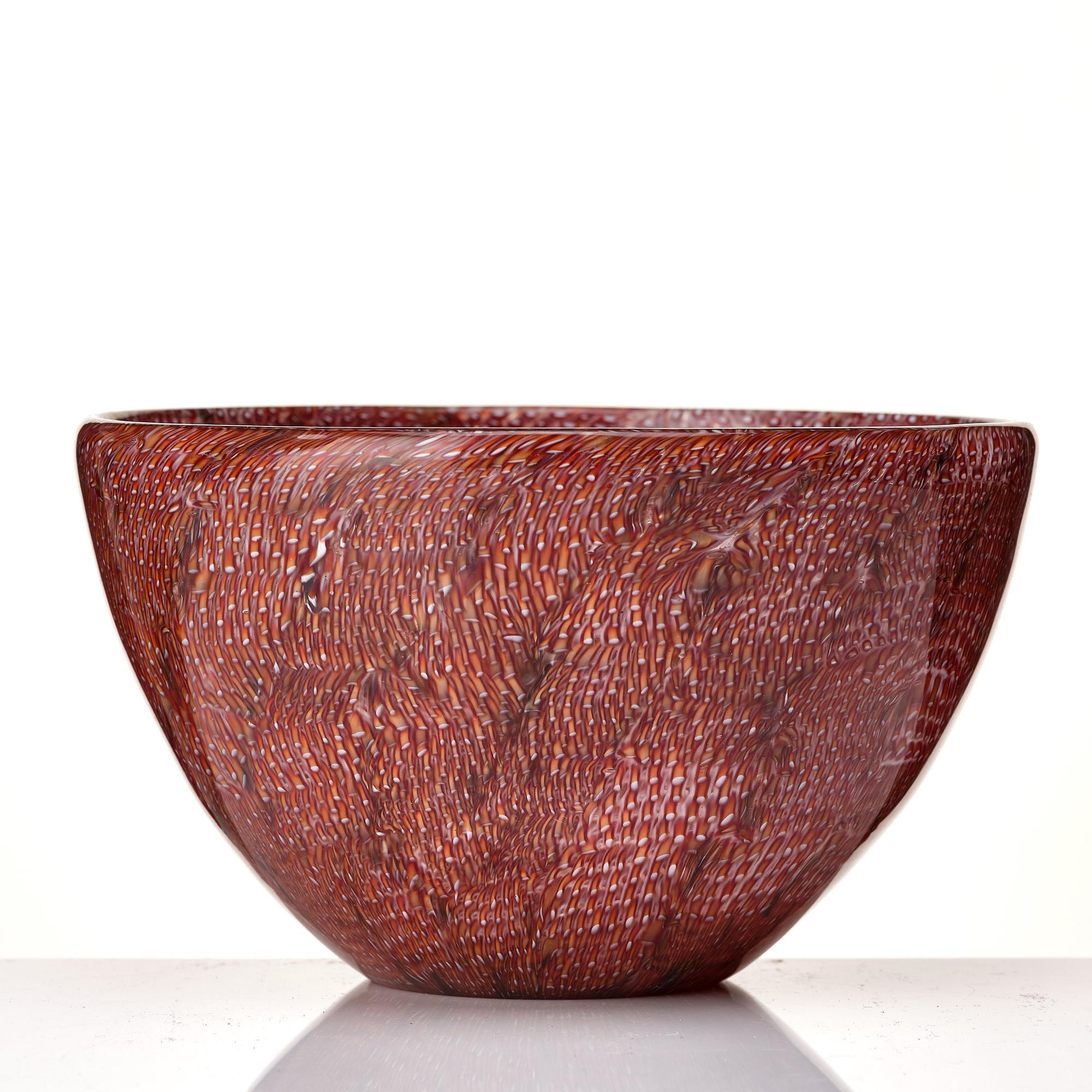 Paolo Venini, a burgundy and white "Murrina" bowl, Italy 1950's.