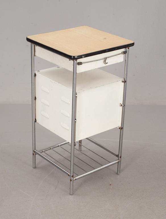 SIDOBORD/SÄNGBORD, 1900-talets mitt.
