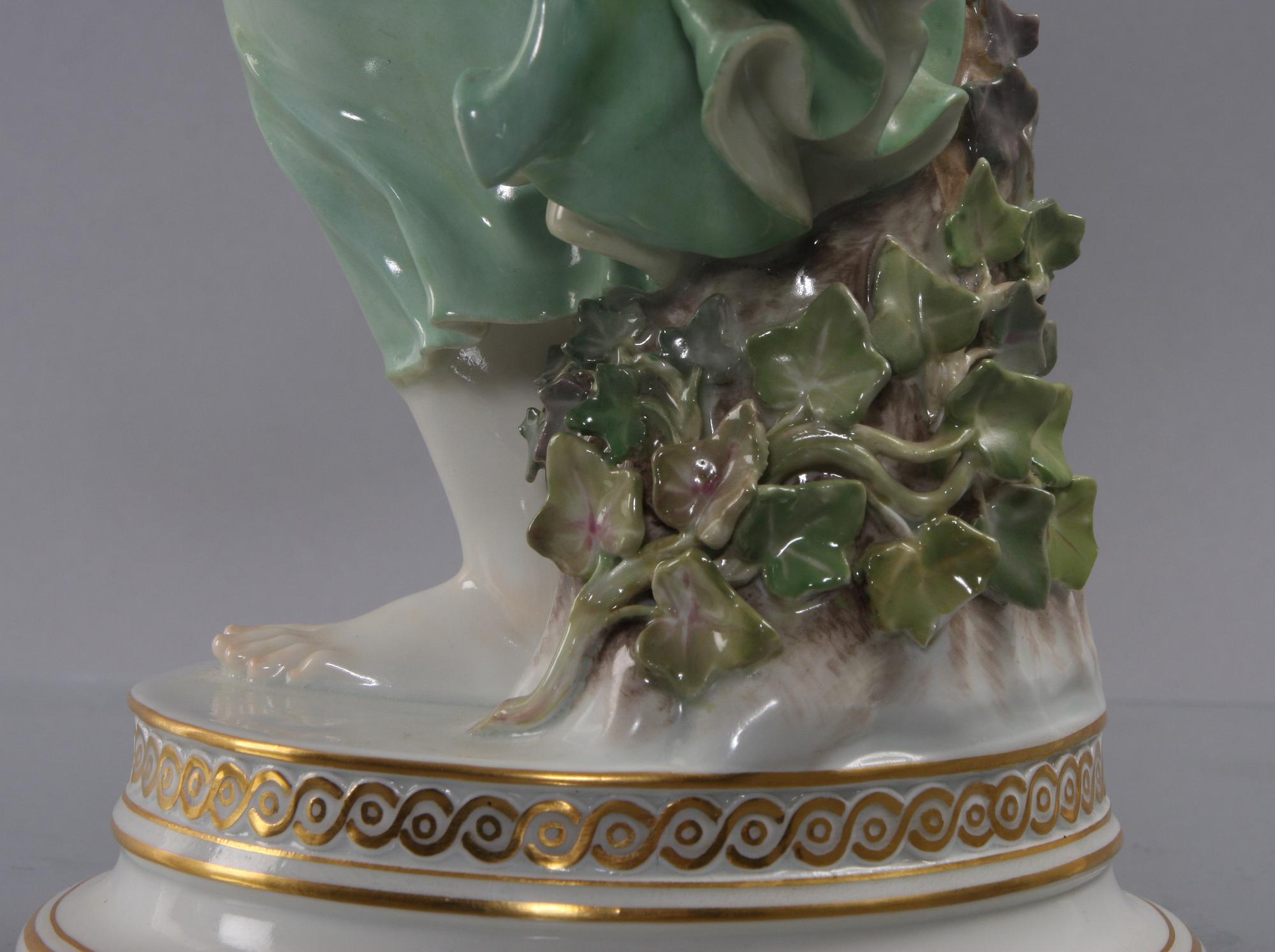 FIGURIN, porslin, Meissen.