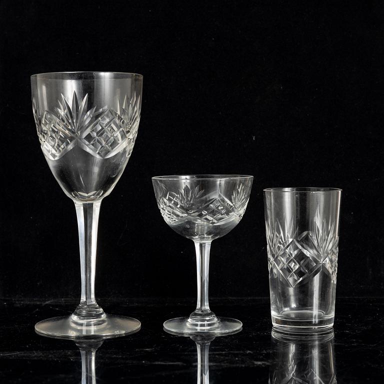 Glass service, Ekenäs, mid-20th century (71 pieces).