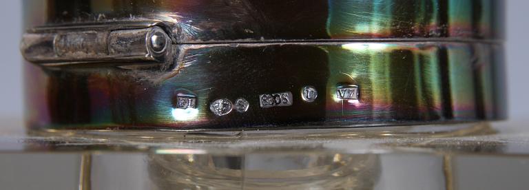 BLÄCKHORNSTÄLL samt PENNSKAFT, silver, bl a 1923.