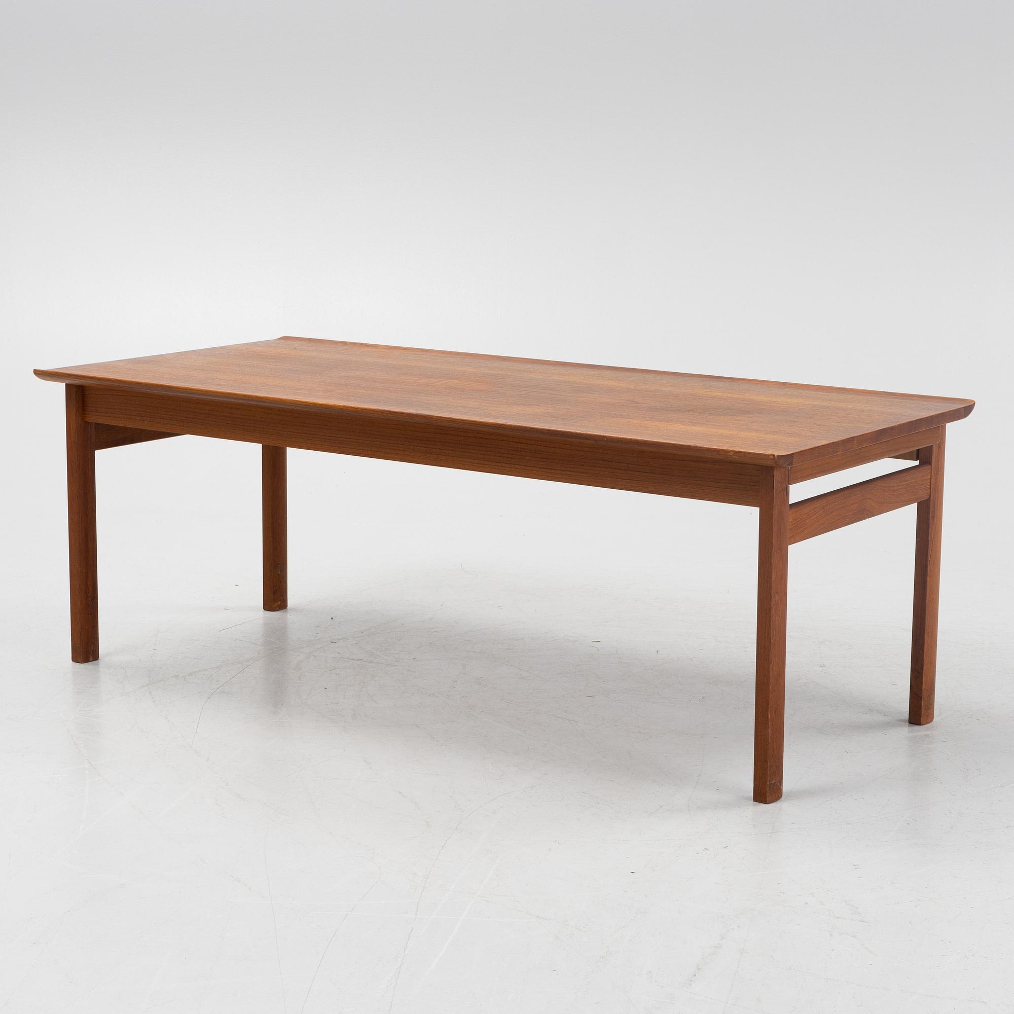 Tove & Edvard Kindt Larsen, a teak-veneered coffee table, Seffle Möbelfabrik, Sweden, 1960's.