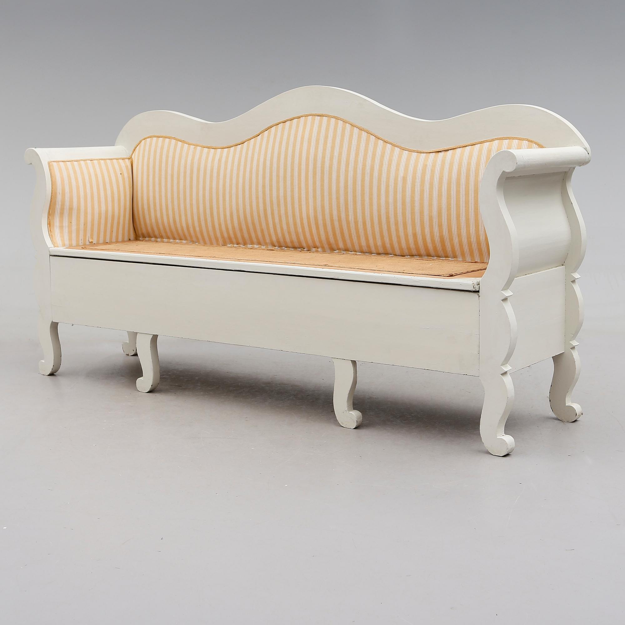 SOFFA, 1800-talets mitt.