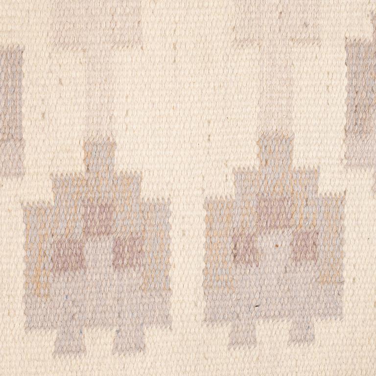 A carpet, double weave, ca 235-237 x 165-166 cm, signed ML (according to the owner Margareta Lundahl).
