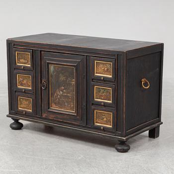 A French cabinet from the 19th century.