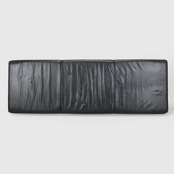 Alvar Aalto, a 1960s bench.