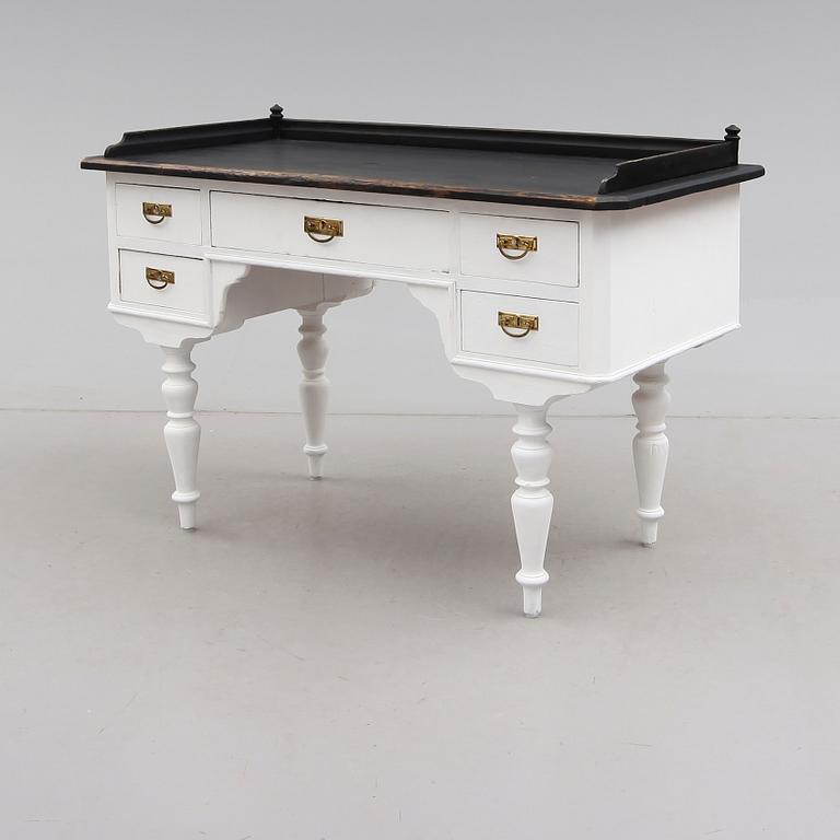 SKRIVBORD, 1800-talets andra hälft.