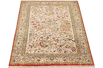 Matta, Ghom, silke, ca 207 x 136 cm.