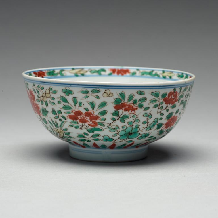 A wucai bowl, Ming dynasty, 17th century, with Chenghuas mark.