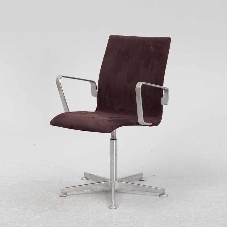 Arne Jacobsen, a desk chair mordel 'Oxford', Fritz Hansen.