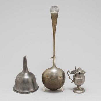 Three 18th/19th century pewter items.