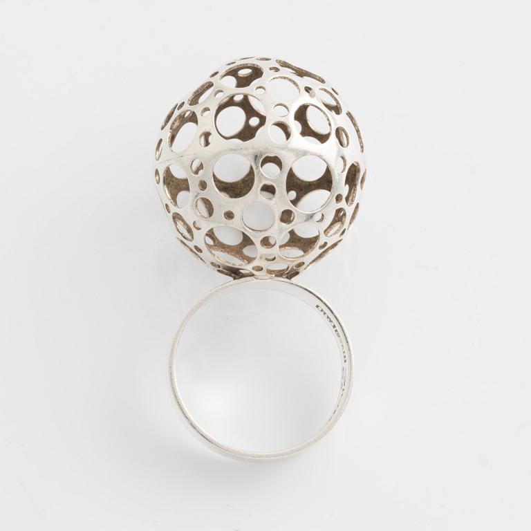 Liisa Vitali, ring, "Leppäkerttu", silver.