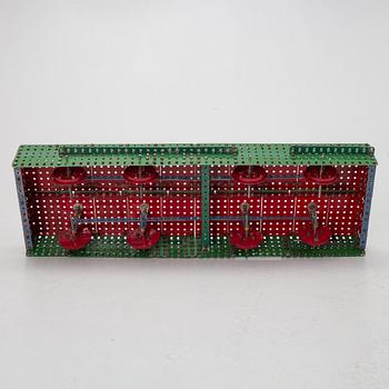 Meccano, locomotive and excavator.