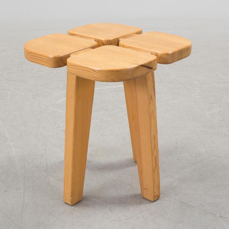 a stool designed by Lisa Johansson-Pape, probably made by Oy Stockmann Ab, Kervo Snickerifabrik.