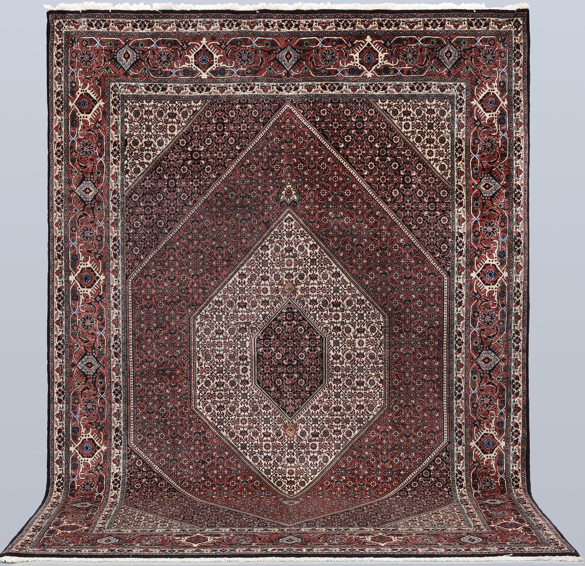 Rug, Bidjar, 294 x 207 cm.