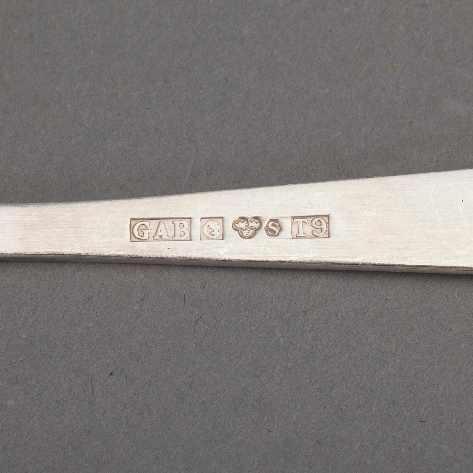 BESTICKSERVISDELAR, 42 delar, silver, Guldsmeds aktiebolaget, Stockholm, 1900-tal. Totalvikt 1077 gram.