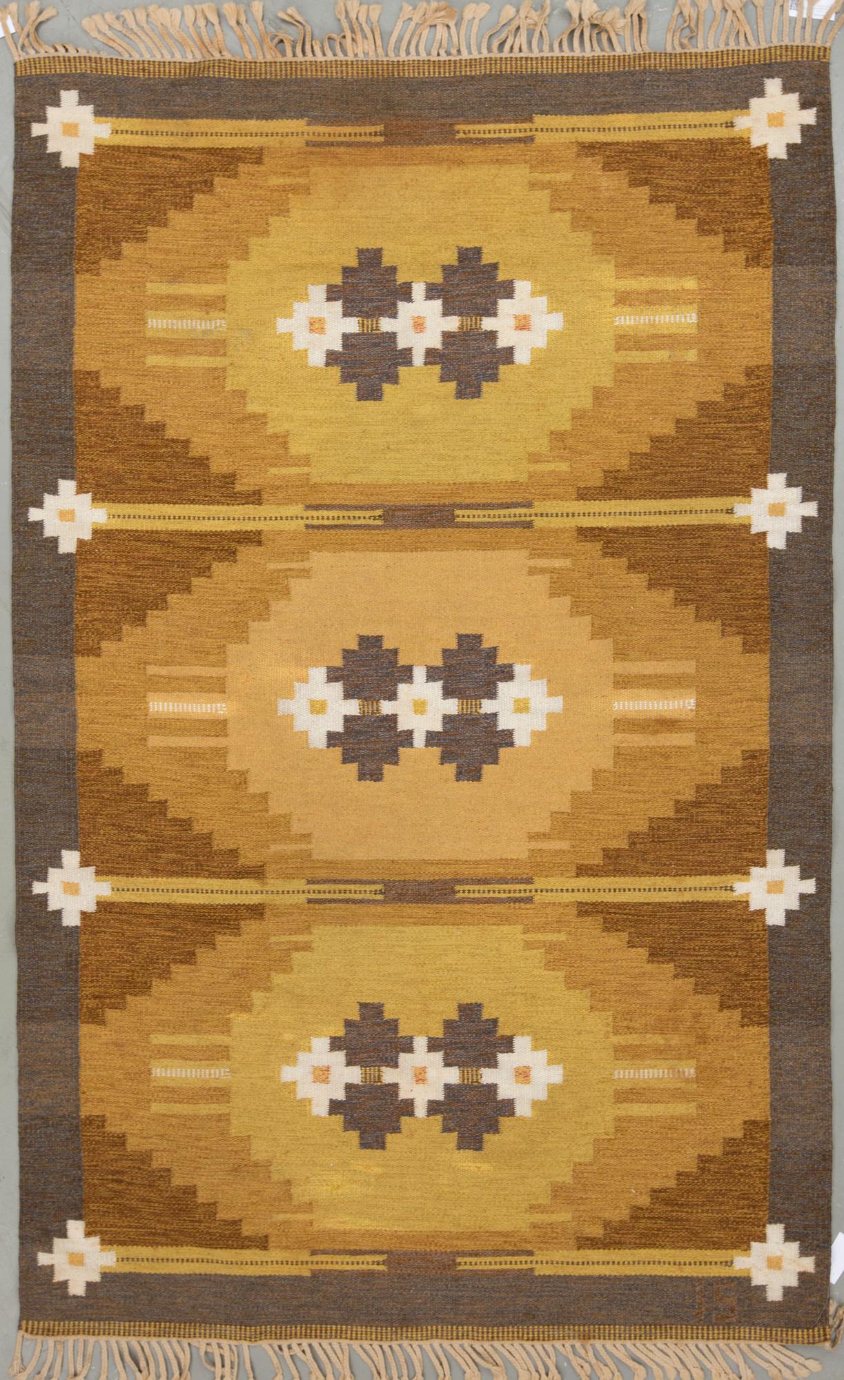 MATTA, rölakan, monogramsignerad IS (Ingegerd Silow), ca 252 x 160 cm.