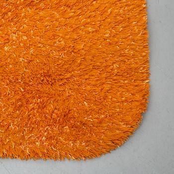 GUNILLA LAGERHEM ULLBERG, A CARPET, "Moss 17", ca 267 x 265 cm with rounded corners, Kasthall.