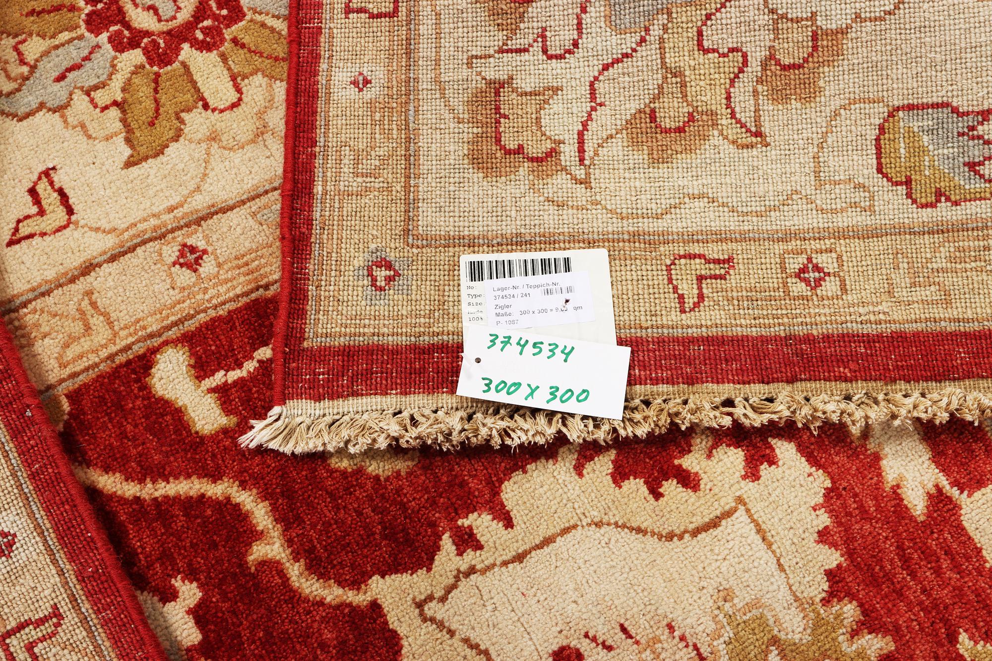 A Ziglar Soltani carpet, c. 300 x 300 cm.