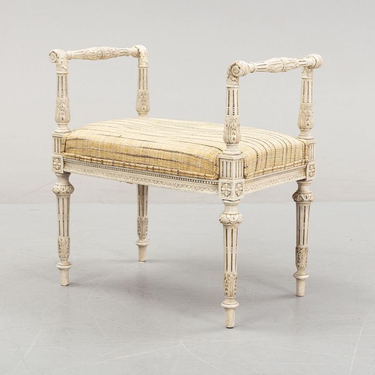 An early 20th Century Louis XVI style banquet stool.