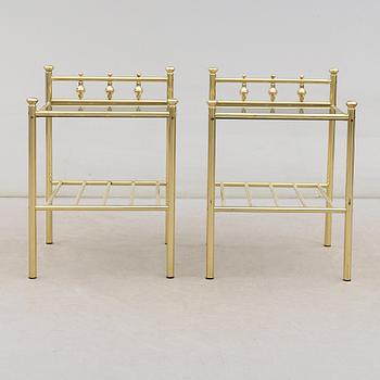 SÄNGBORD, 1 par, 1900-talets andra hälft.