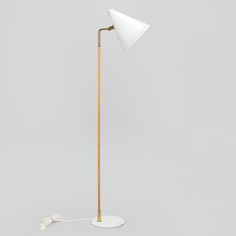 Paavo Tynell, a mid-20th century K10-10 floor lamp for Idman.