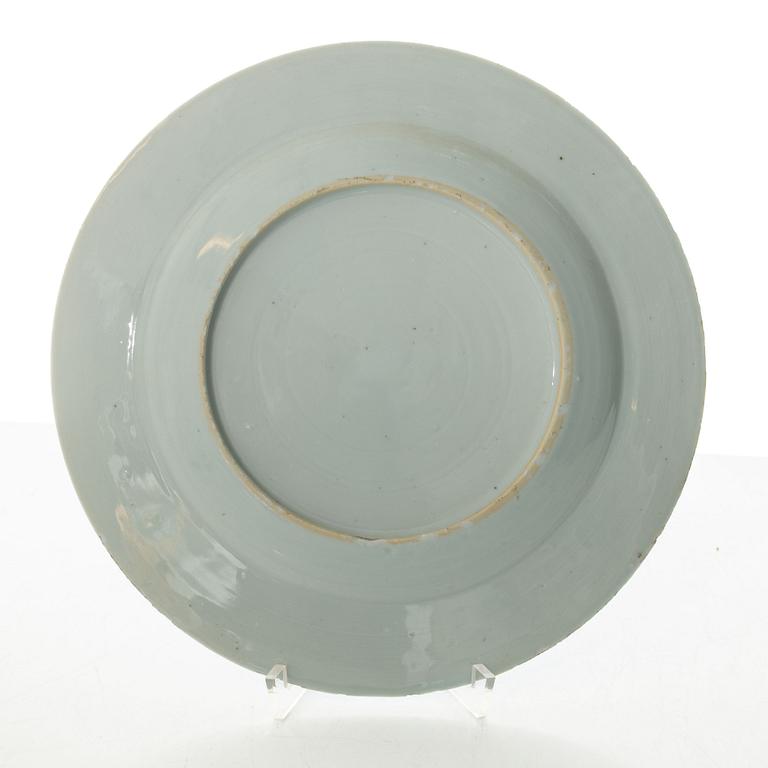 A set of four Chinese export porcelain parts, Qing dynasty, Qianlong (1736-95) and Jiaqing (1796-1820).