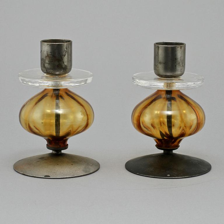 LJUSSTAKAR, ett par, VASER, 2 st samt SKÅL, glas, Erik Höglund, Boda, 1900-tal.