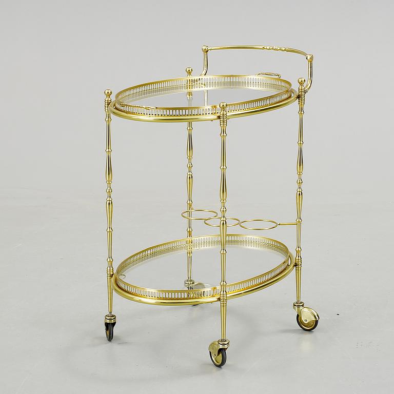 SERVERINGSVAGN, 1900-talets andra hälft.