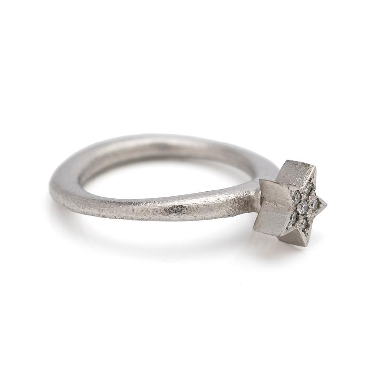 Ole Lynggaard, Ring, “Love”, 18K white gold with brilliant-cut diamonds, designed by Charlotte Lynggaard.