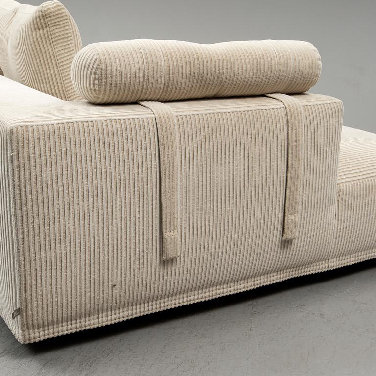 An Eilersen sofa, model Baseline.
