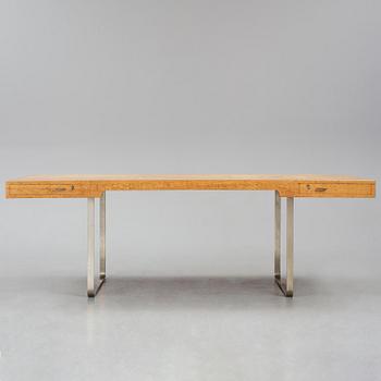 Hans J. Wegner, skrivbord, "JH 810", Johannes Hansen, Danmark, efter 1970.