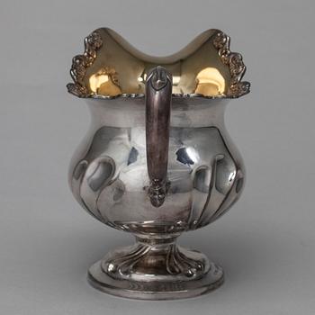 GRÄDDSNÄCKA, silver, Auran Kultaseppä, Åbo 1950. Vikt 159 g.