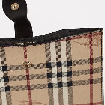 IPADFODRAL, Burberry.