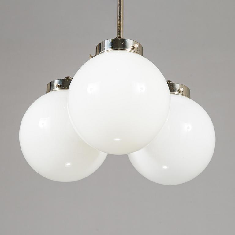 Paavo Tynell, a 1930's '1313' pendant light for Taito.