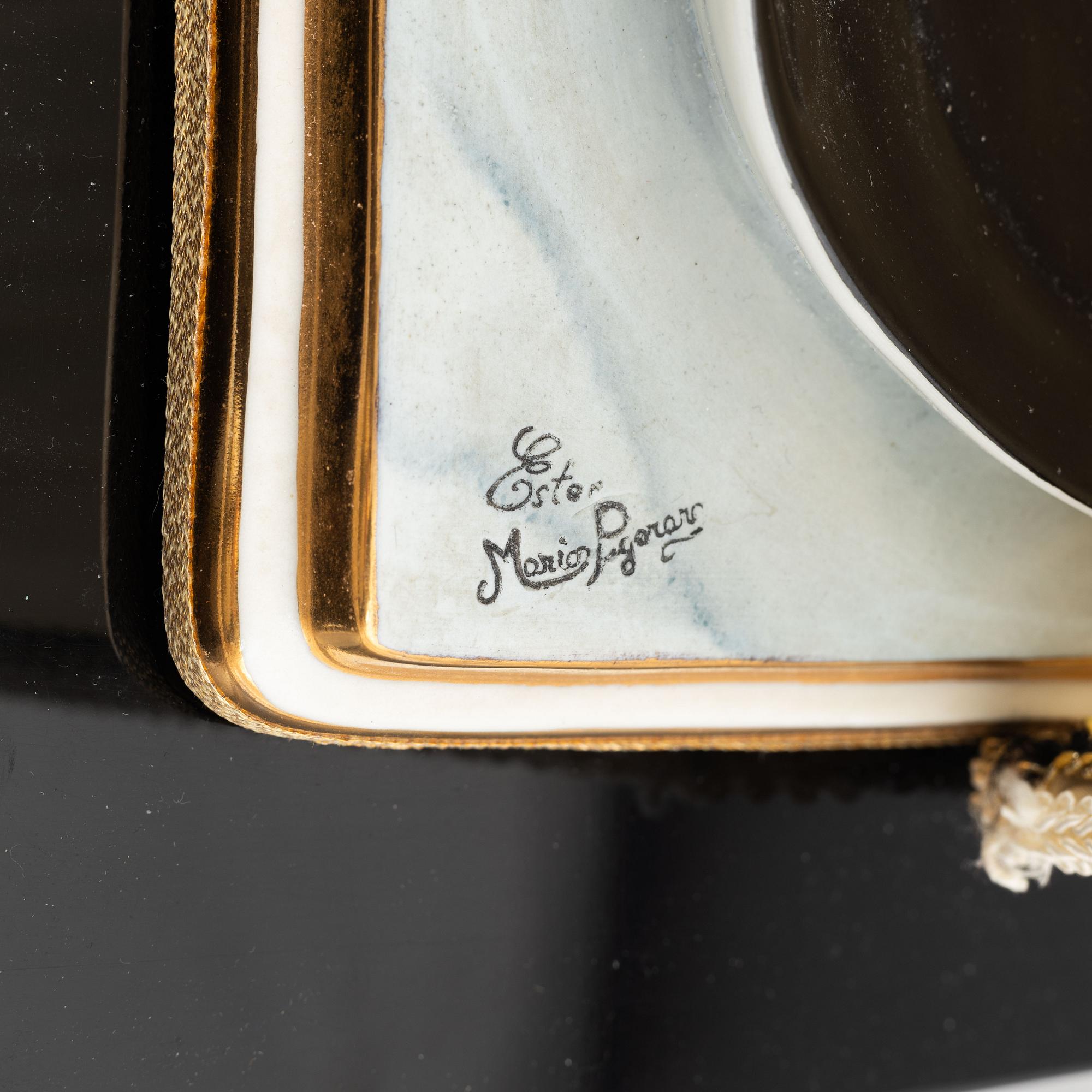 Mario Pegoraro, bordslampa, Ester, limited edition, Capodimonte, Italien, 1900-talets slut.