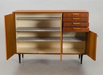 BERTIL FRIDHAGEN, "Facett" CUPBOARD 1957.