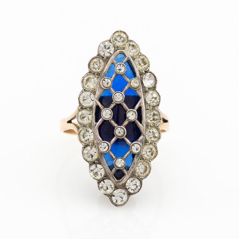 Ring, 18K gold with enamel and white stones, 1880.