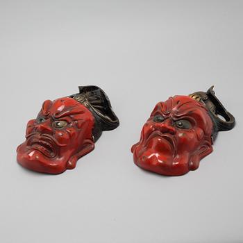 MASKER, 2 st, gjutmassa, Japan, 1900-tal.