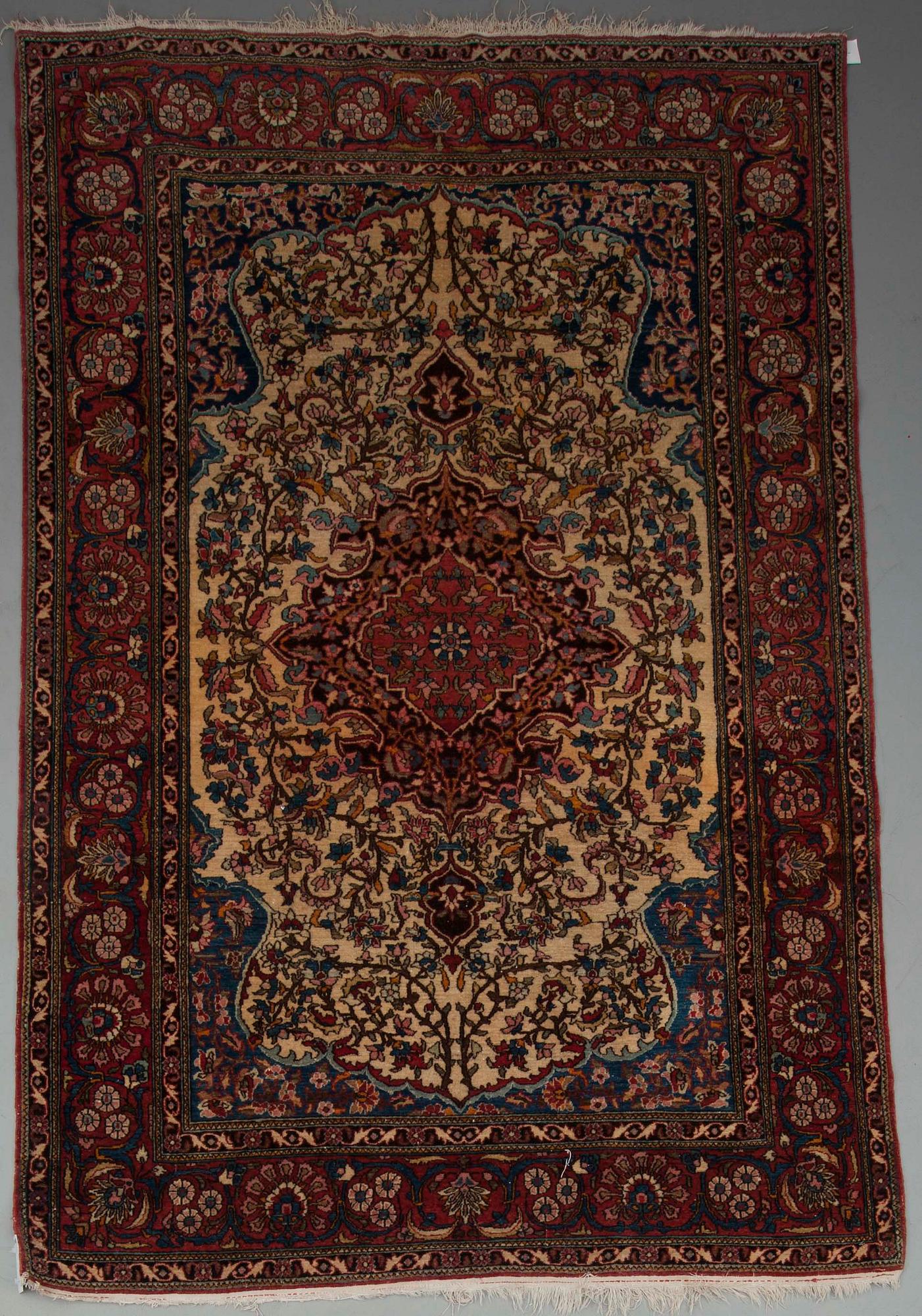 MATTA, Isfahan, semiantik, 143x220.