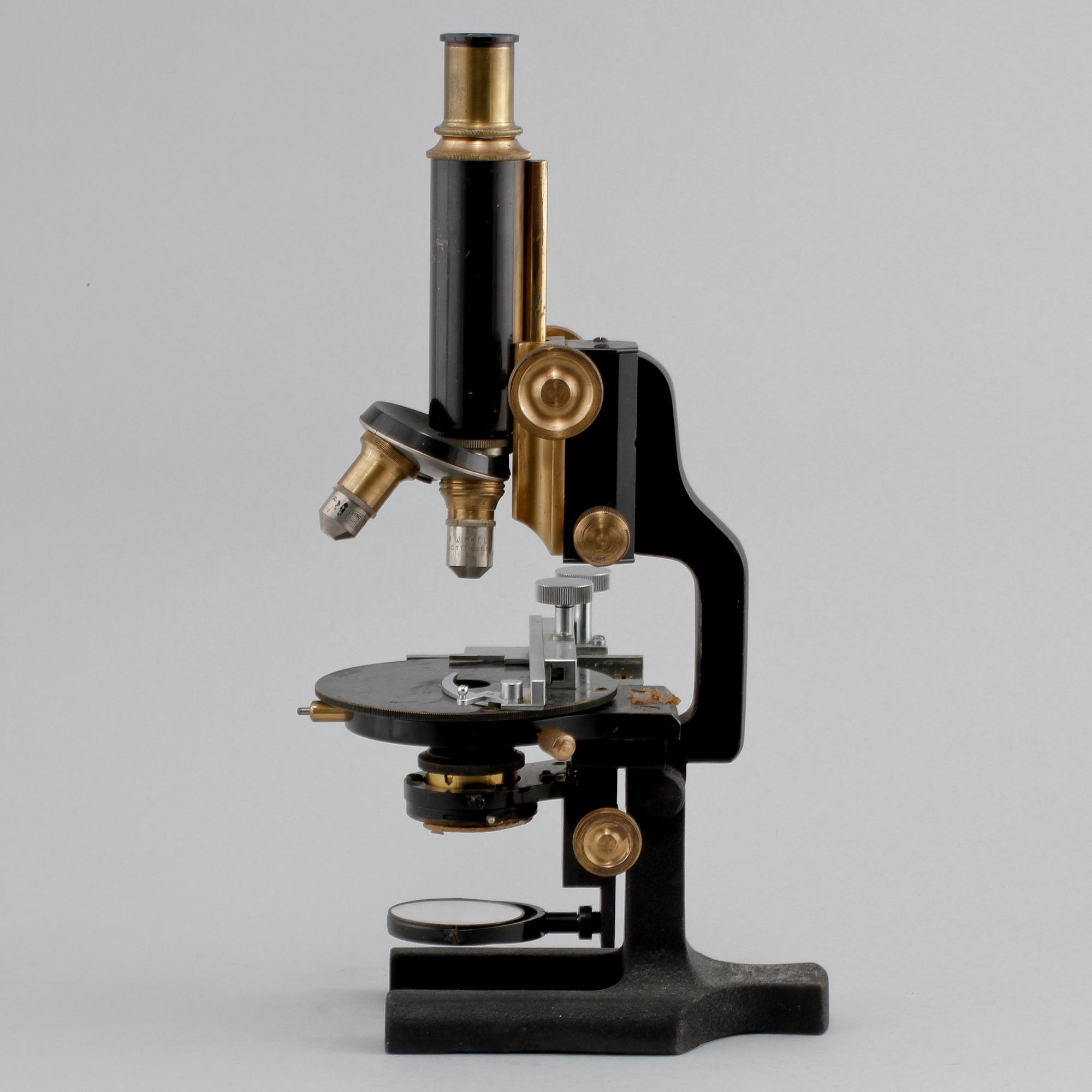 MIKROSKOP, R Winkel, Göttingen, Tyskland, 1900-talets andra hälft.