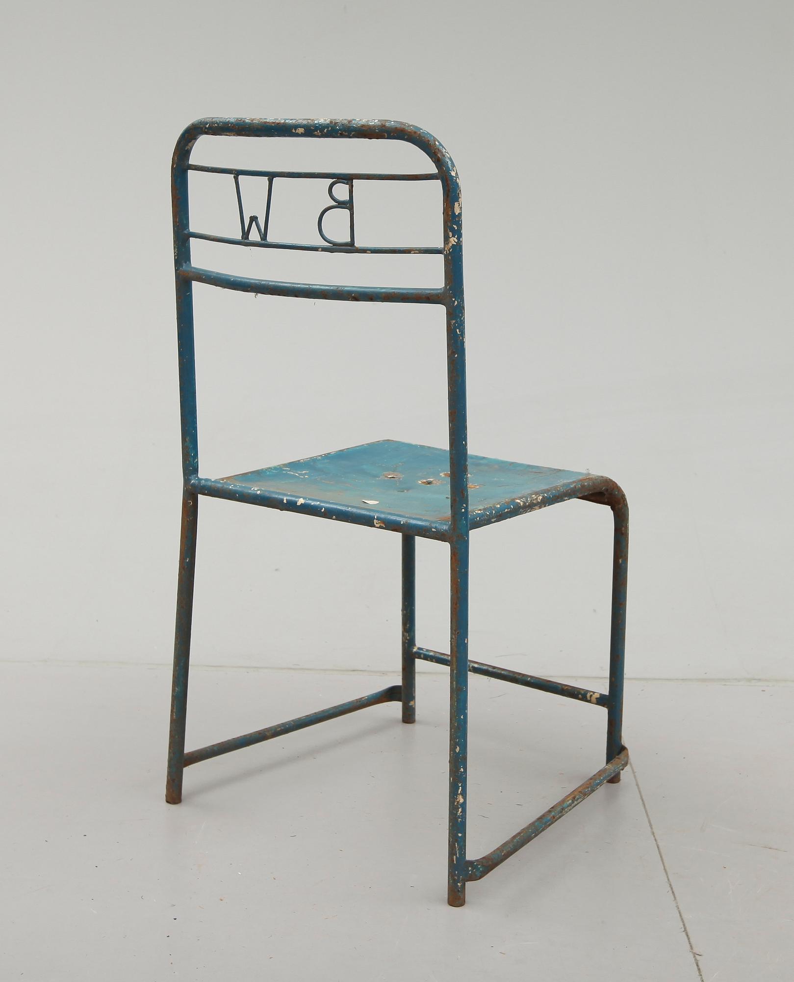 STOLAR, 4 st, industrimodell, märkta B W, 1900-talets första hälft.