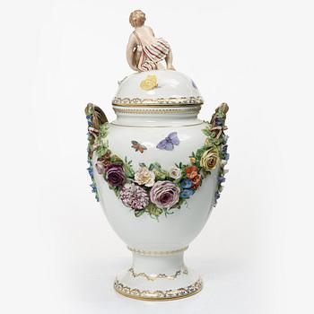 Royal Copenhagen, An ornamental urn, porcelain, Denmark, 19th century.