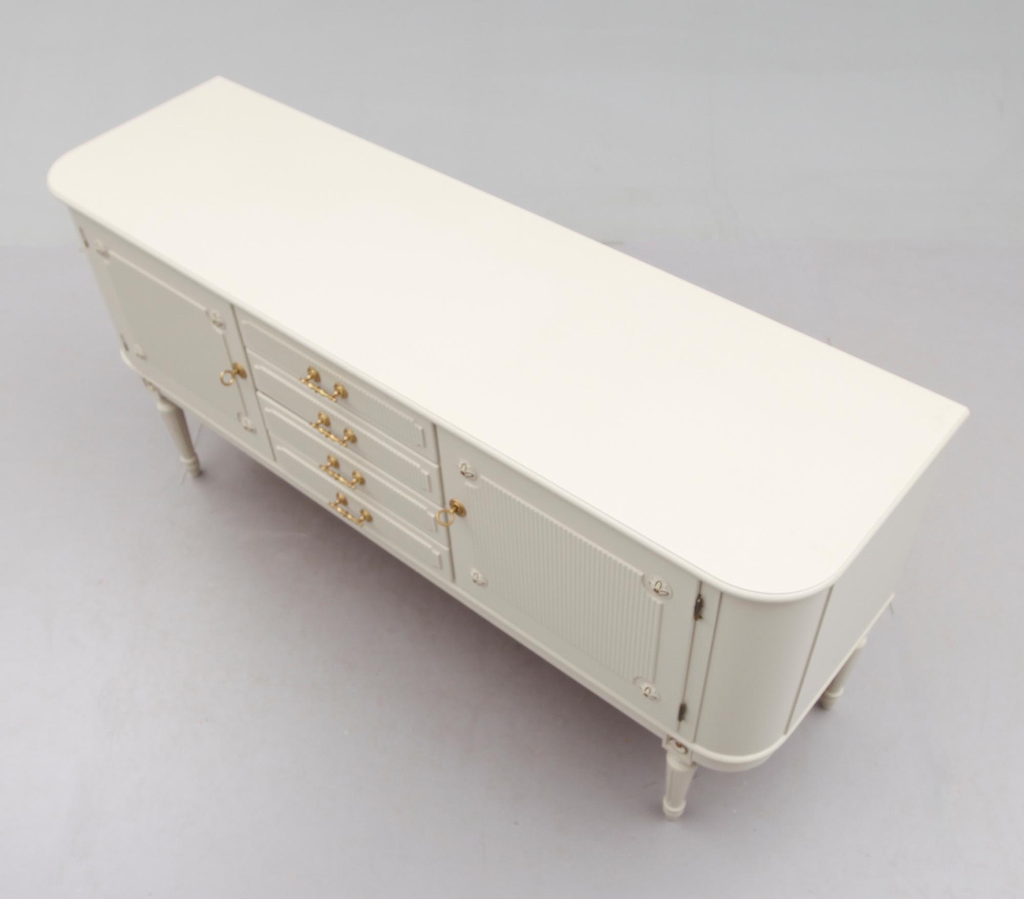 SIDEBOARD, gustaviansk stil, 1900-talets andra hälft.