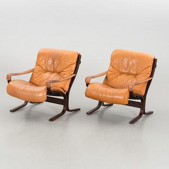A pair of armchairs, Ingmar Relling, "Siesta" Westnofa Norway, late 20th century,