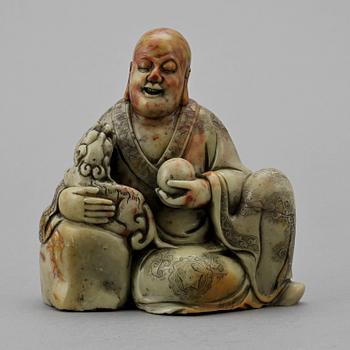 FIGURIN, soapstone, Ostasien, 1900-tal.