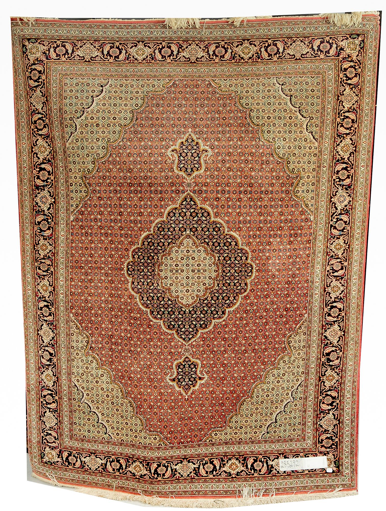 MATTA, orientalisk, 205 x 150.