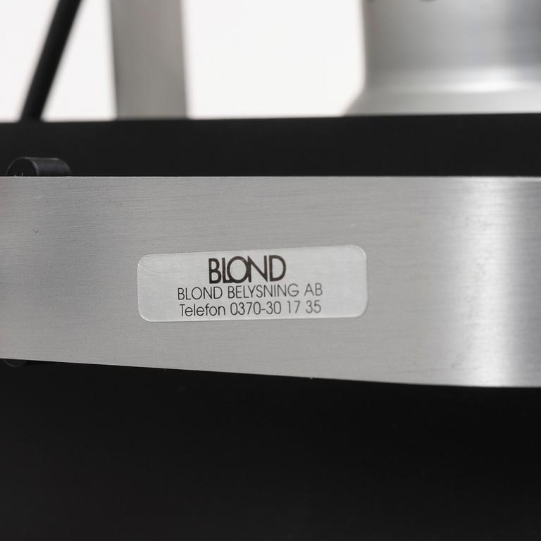 Yrjö Kukkapuro, a 'YK100B'  table lamp, Blond, 2020's.