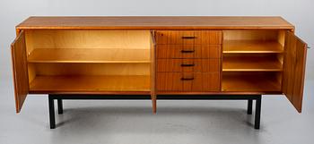 SIDEBOARD, Möbelfabriken Linden, Horda, 1900-talets andra hälft.