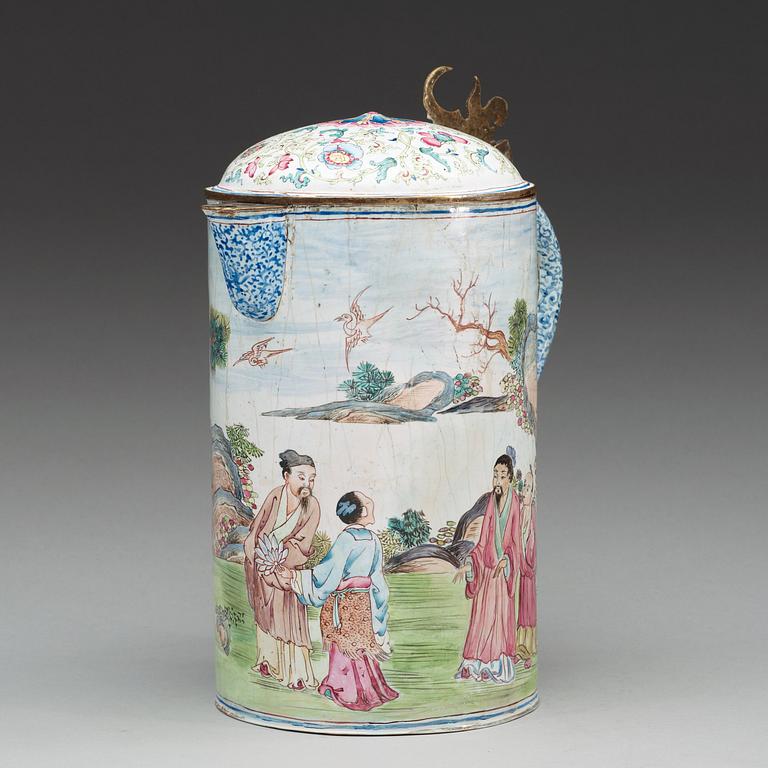 KANNA, emalj på koppar. Qing dynastin (1644-1912).